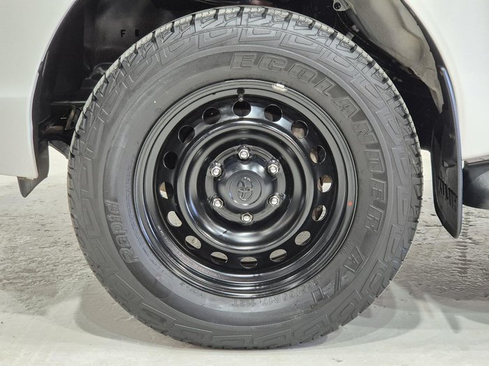 2022 Toyota Hilux SR GUN126R 4X4 Dual Range Glacier White