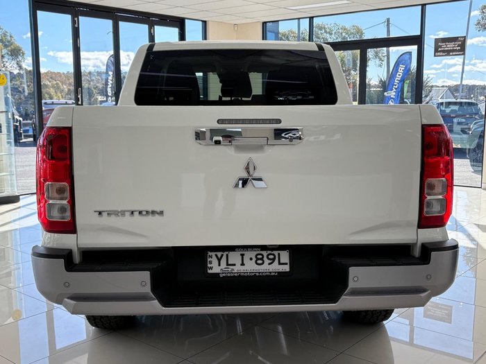 2024 Mitsubishi Triton GLX+