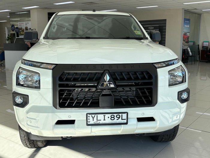2024 Mitsubishi Triton GLX+
