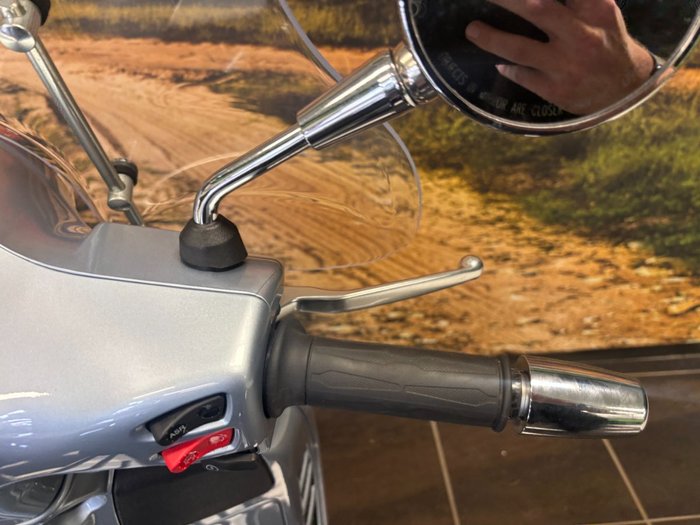 2021 VESPA GTS 300 SUPER SPORT SILVER