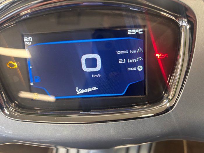 2021 VESPA GTS 300 SUPER SPORT SILVER