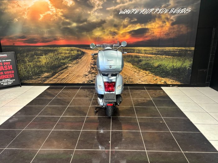2021 VESPA GTS 300 SUPER SPORT SILVER