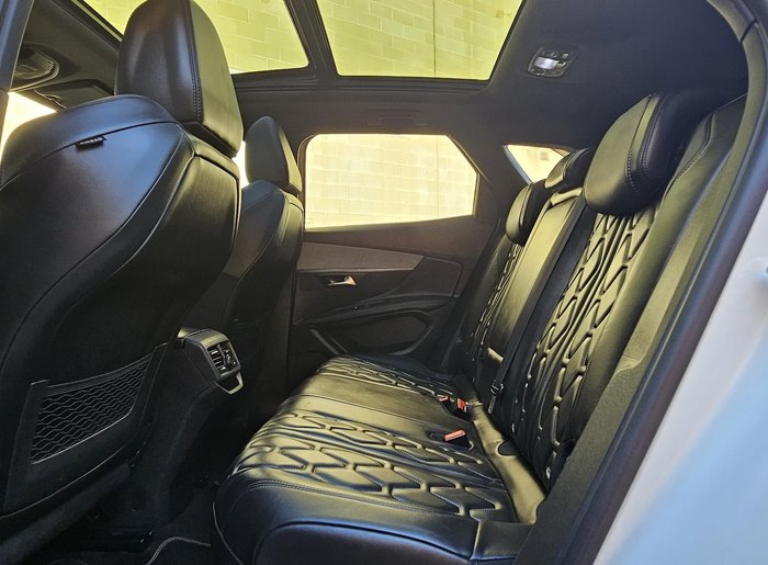 2018 Peugeot 3008 GT P84 MY18 Pearl White