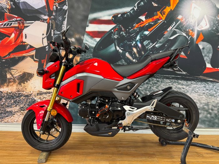 2016 Honda MSX125 GROM RED