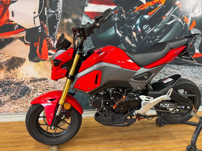 2016 Honda MSX125 GROM RED
