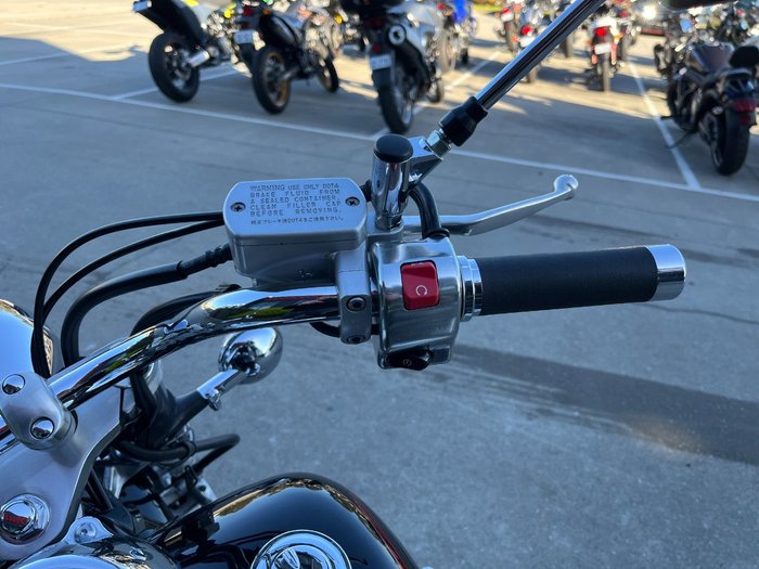 2011 Yamaha XVS650 V-STAR CUSTOM