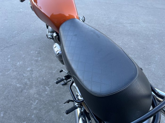 2021 Royal Enfield INTERCEPTOR 650 E5 CLASSIC