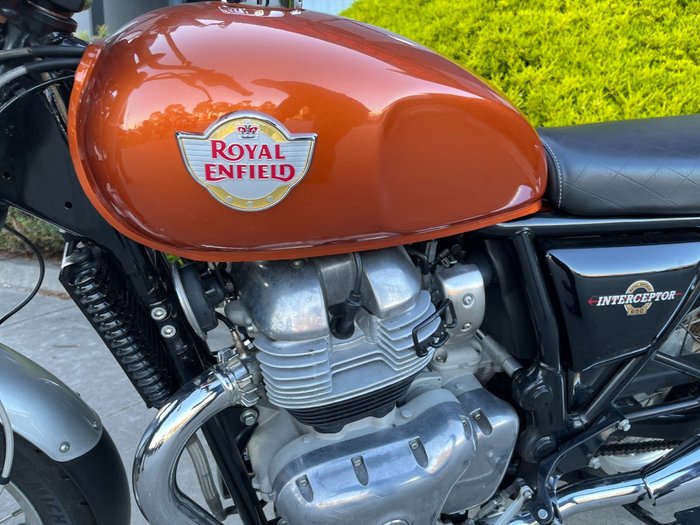 2021 Royal Enfield INTERCEPTOR 650 E5 CLASSIC