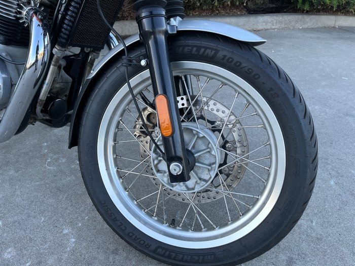 2021 Royal Enfield INTERCEPTOR 650 E5 CLASSIC