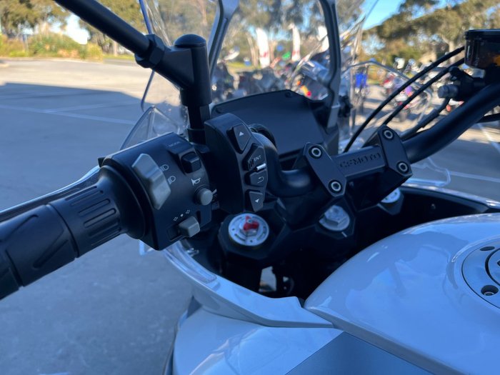 2022 CFMOTO 650MT ABS