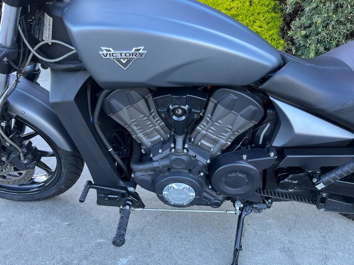 2017 VICTORY OCTANE Matte Supersteel Grey
