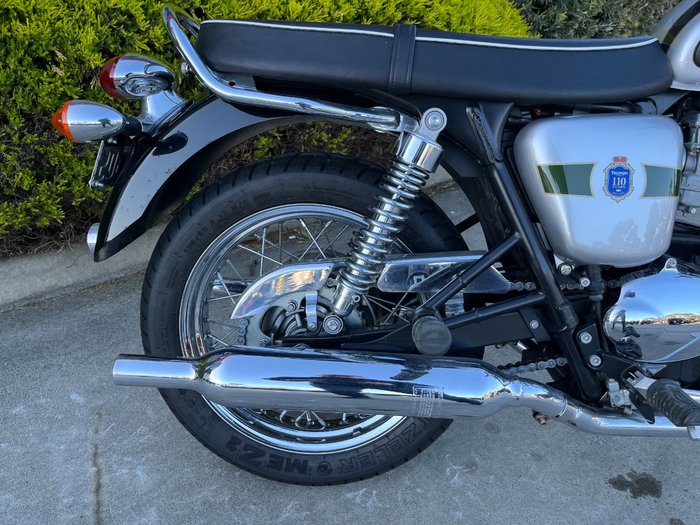 Triumph 2012 TRIUMPH 865CC BONNE T100 A2