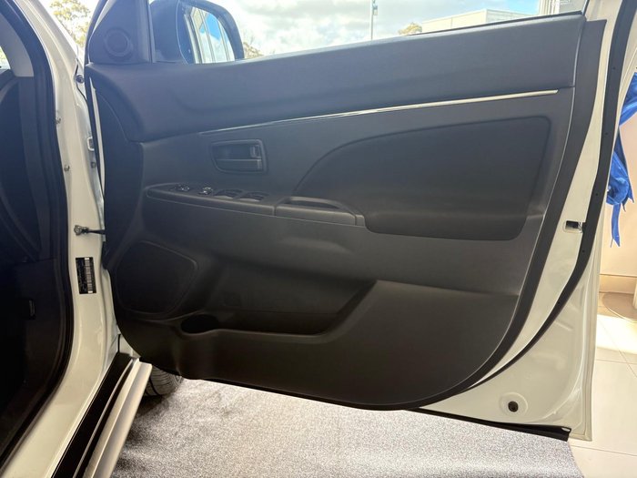 2021 Mitsubishi ASX ES