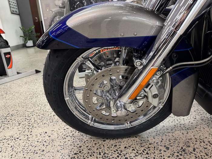 2017 Harley-Davidson CVO Limited 117 (FLHTKSE) Touring