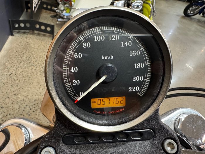 2011 Harley-davidson XL883 IRON 883