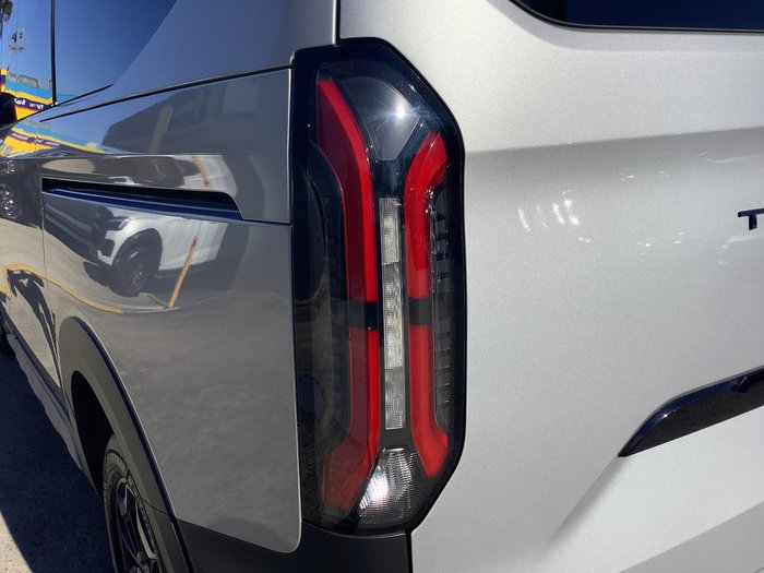 2024 Ford Tourneo Active