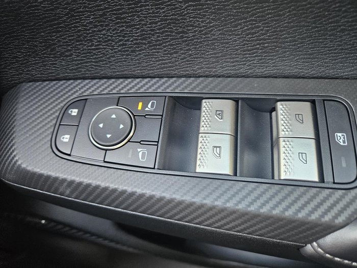 2025 Mitsubishi Outlander ES ZM MY24 White