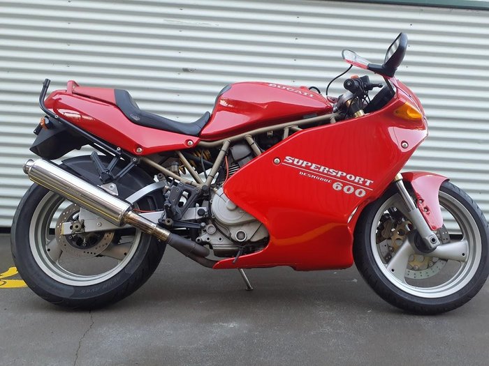 1996 Ducati 600SS Full Fairing Supersport Red