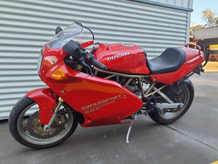 1996 Ducati 600SS Full Fairing Supersport Red