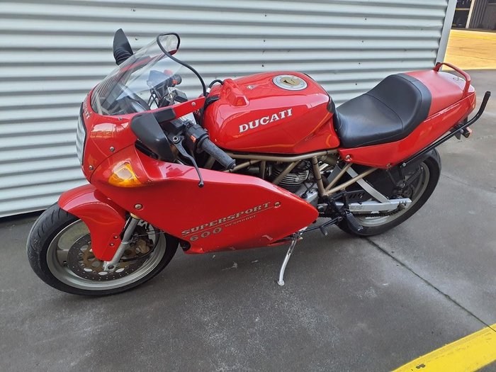 1996 Ducati 600SS Full Fairing Supersport Red