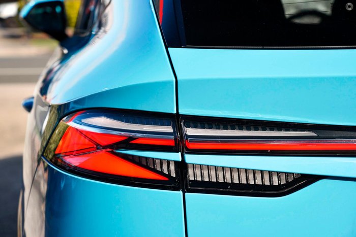 2025 MG HS Essence AS33 MY25 Arctic Blue