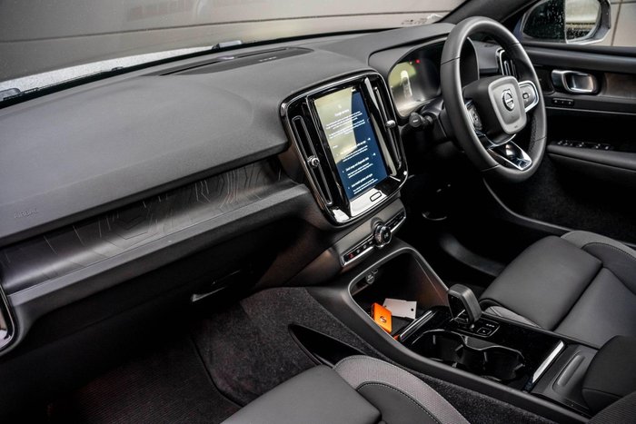 2023 Volvo C40 Recharge Twin