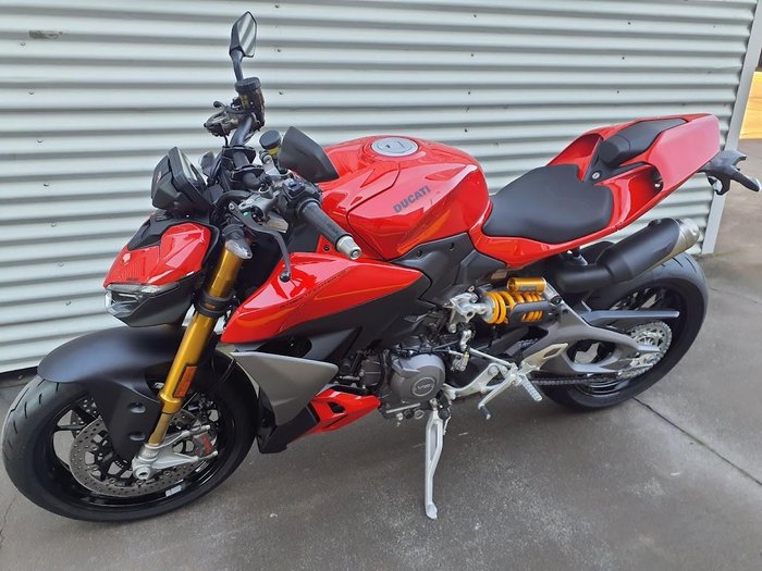 2025 Ducati Streetfighter V2 S Streetfighter Red