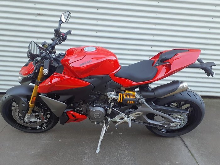 2025 Ducati Streetfighter V2 S Streetfighter Red