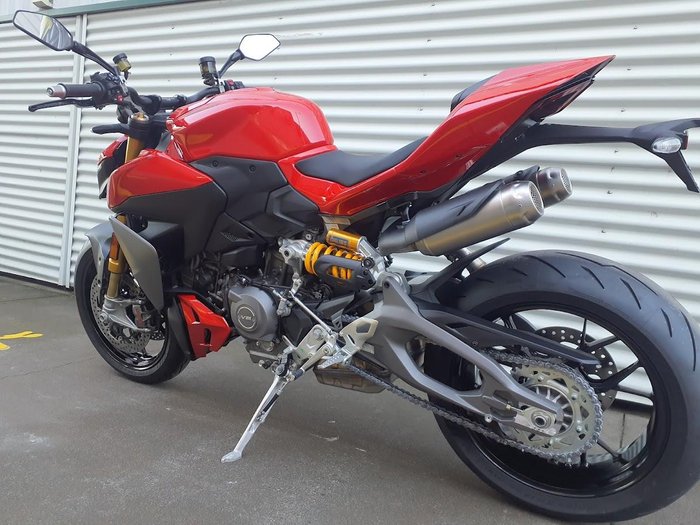 2025 Ducati Streetfighter V2 S Streetfighter Red