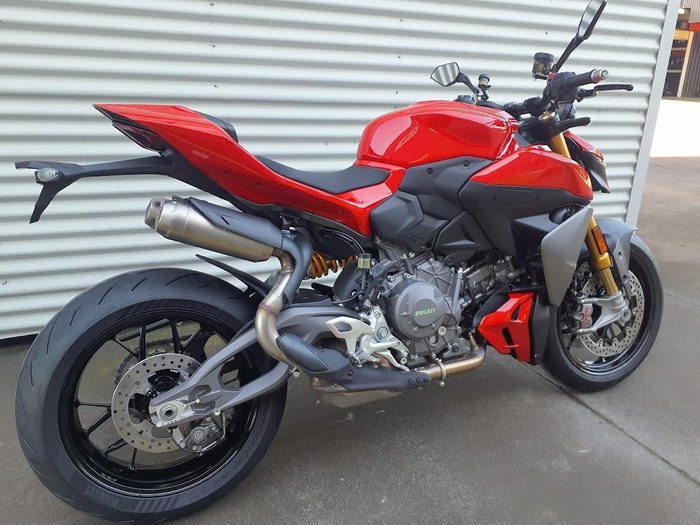 2025 Ducati Streetfighter V2 S Streetfighter Red