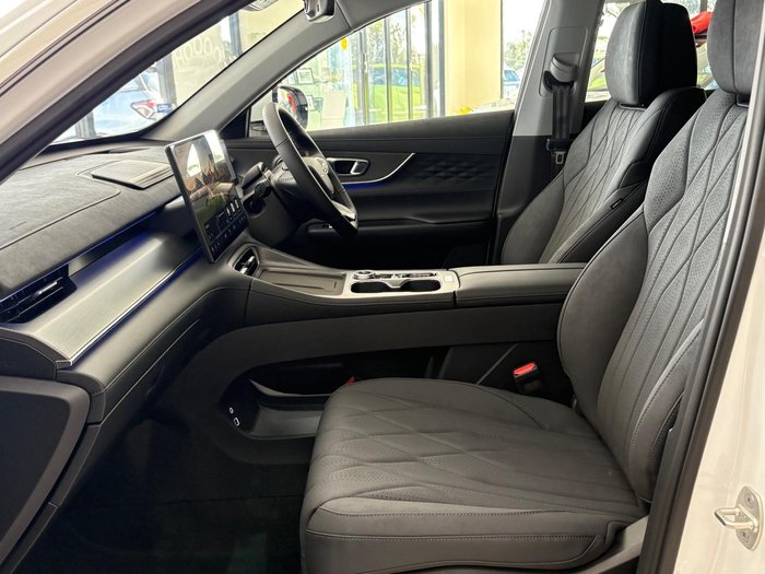 2025 Chery Tiggo 8 Super Hybrid Ultimate