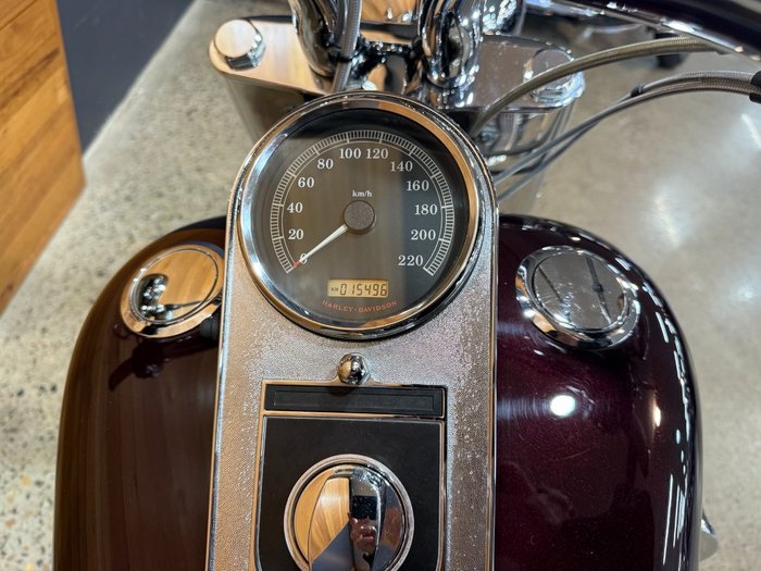 2007 Harley-davidson FLSTF FAT BOY Red