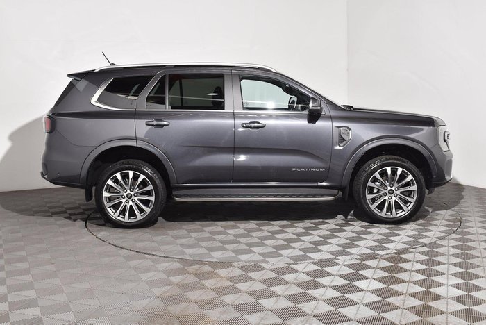 2024 Ford Everest Platinum