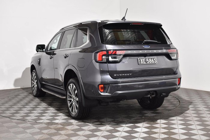 2024 Ford Everest Platinum