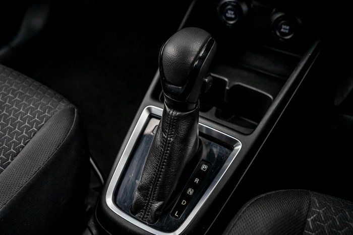 2018 Suzuki Swift GL Navigator