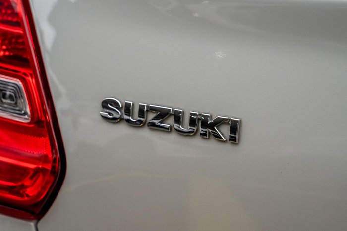 2018 Suzuki Swift GL Navigator