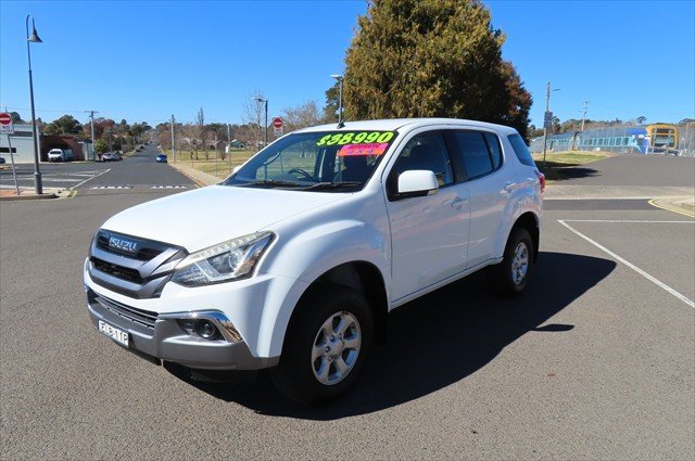 2020 Isuzu MU-X LS-M