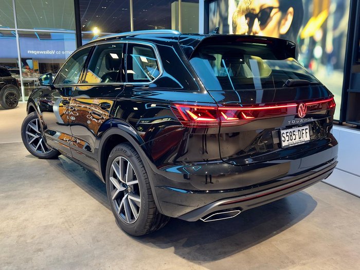 2024 Volkswagen Touareg 210TDI Elegance