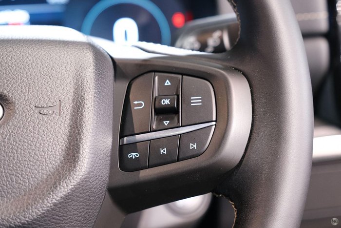 2025 Ford Everest Platinum