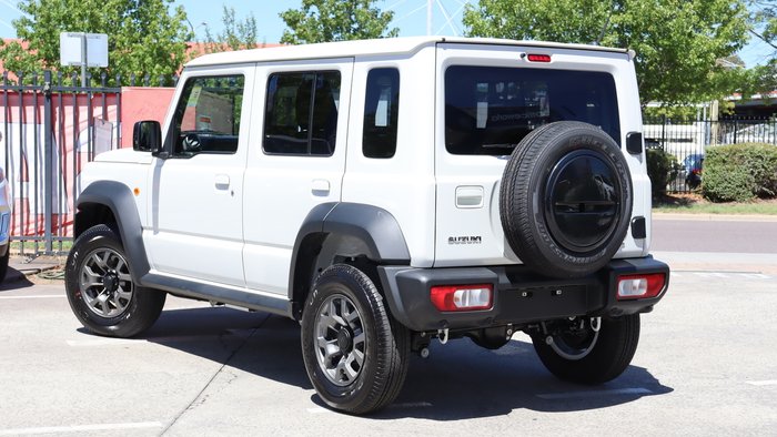 2025 Suzuki Jimny