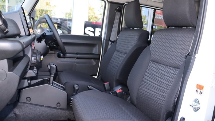 2025 Suzuki Jimny