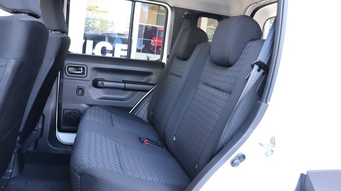 2025 Suzuki Jimny