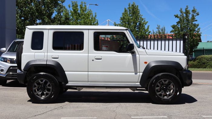 2025 Suzuki Jimny