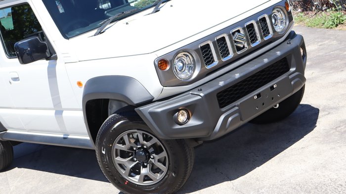 2025 Suzuki Jimny