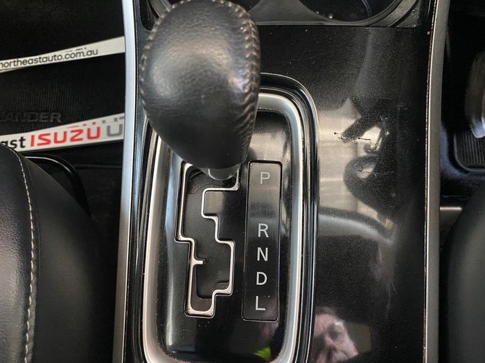 2020 Mitsubishi Outlander LS