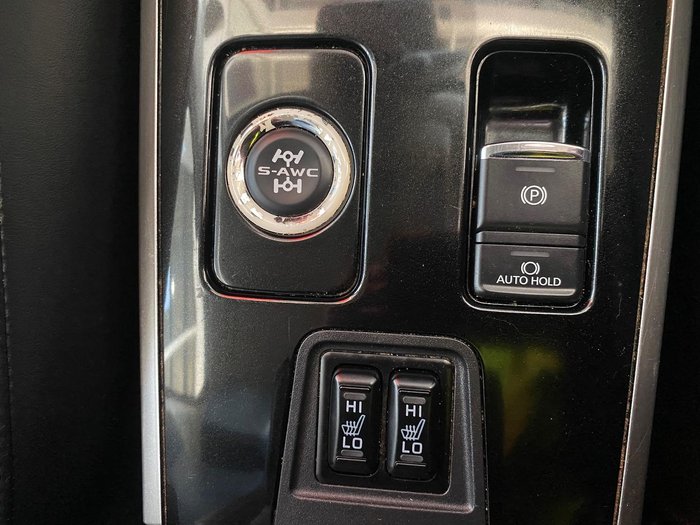 2020 Mitsubishi Outlander LS