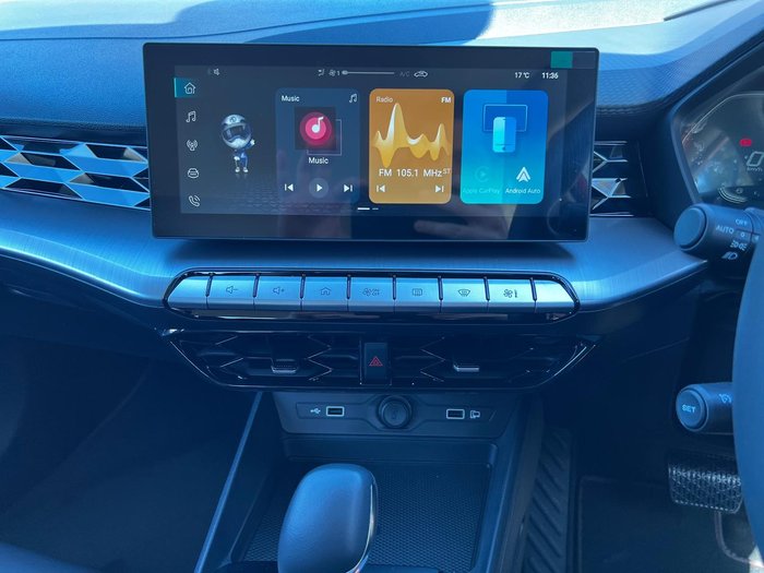 2024 MG MG5 Vibe MY24 Diamond Red