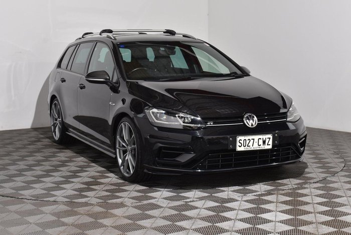 2017 Volkswagen Golf R Wolfsburg Edition