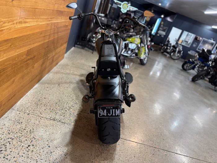 2010 Harley-davidson FLSTFB FAT BOY LO Black