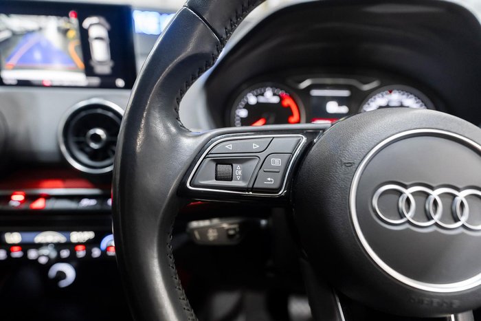 2017 Audi Q2 sport